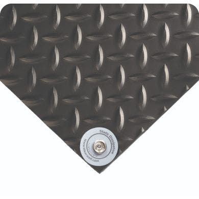 Electrically Conductive Runner, Diamond-Plate w/ Snap