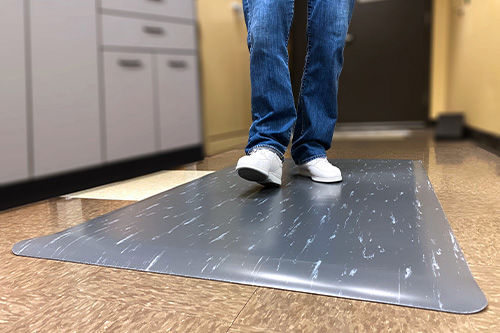 Wearwell's SMART Tile-Top installed in an office space to prevent fatigue